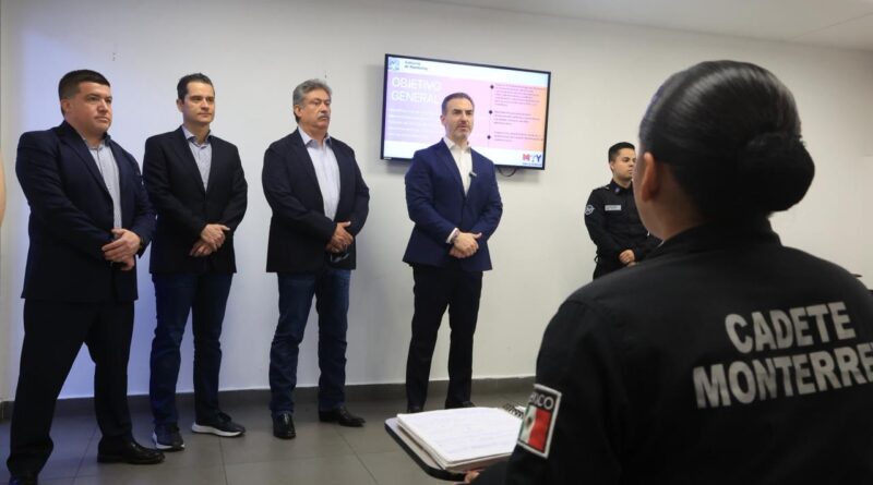 Capacitan a policías de Monterrey en defensa de ataques con drones