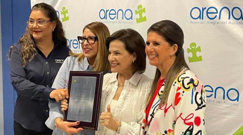 Acredita CONOCER a asociación de niños autistas ARENA