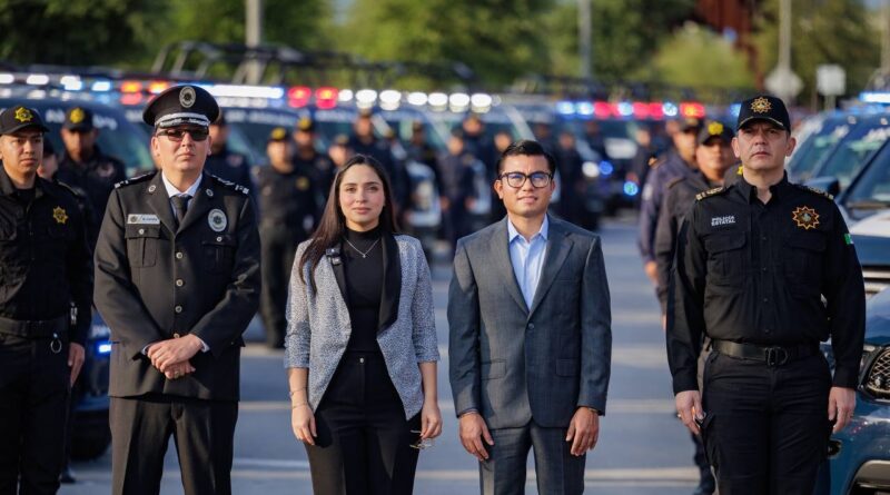 Fortalece Mónica Oyervides seguridad de Juárez con entrega de 35 patrullas