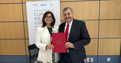 Participa Dr. Santos Guzmán en cumbre de rectores de México y España