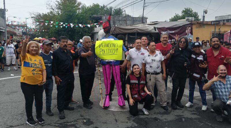 Convierten crítica social en símbolo durante quema del Judas en la Obrerista
