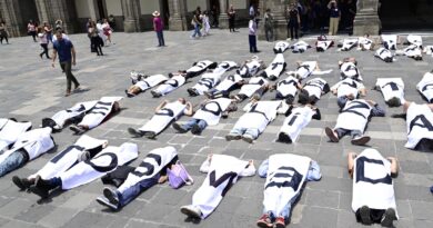 Afectados por compañías de Seguros exigen audiencia con Claudia Sheinbaum