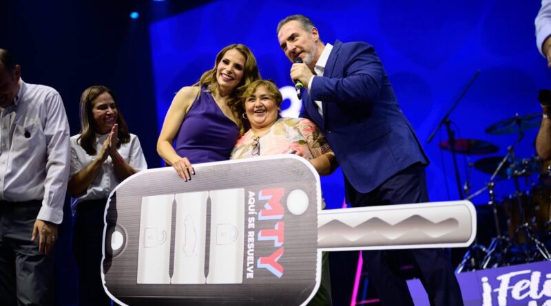 Celebra DIF a las madres regias con evento “Felicidades mamá”
