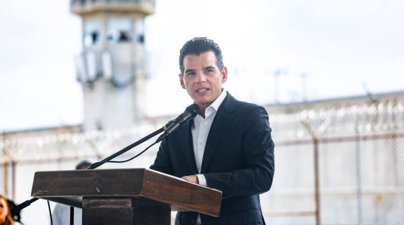 Más jóvenes podrán competir por cargos públicos en NL: Miguel Flores
