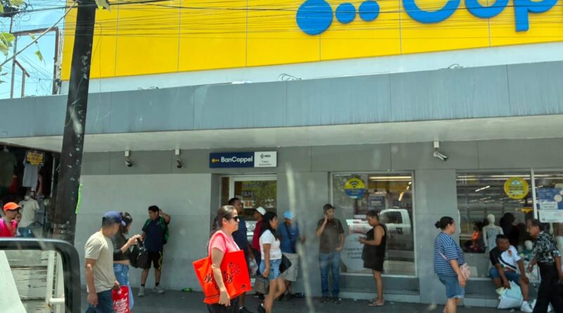 Realiza Dirección de Comercio 46 decomisos en Centro de Monterrey