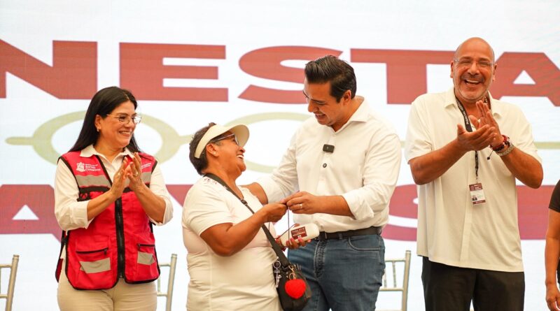 Benefician a 10 mil santacatarinenses con lentes gratuitos