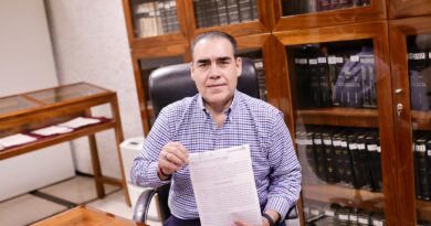 Conmina Heriberto Treviño a atender demandas laborales y de abasto en IMSS