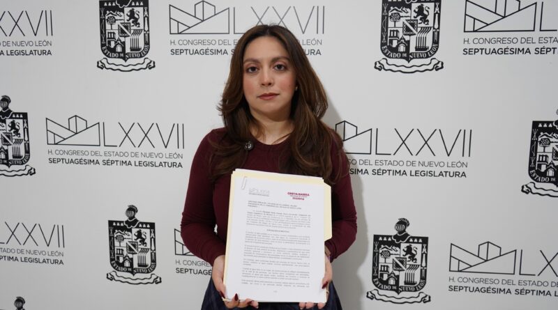 Cuestiona Greta a AyD por Anillo de Transferencia